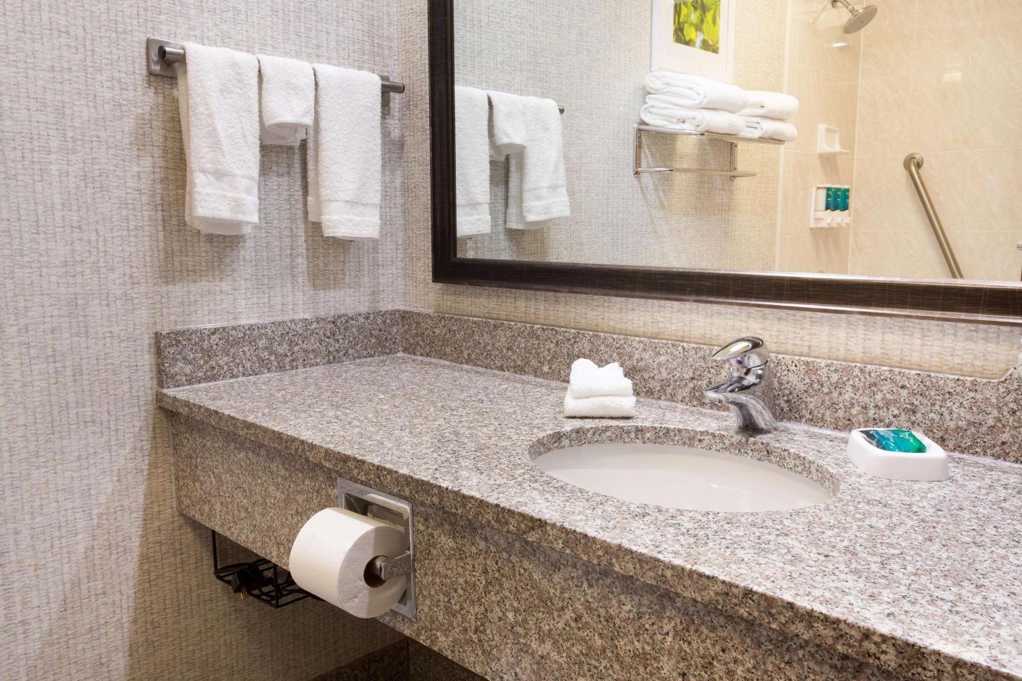 Drury Inn & Suites Dayton North Zewnętrze zdjęcie